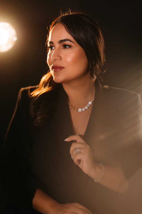 Dra Lara Quidute